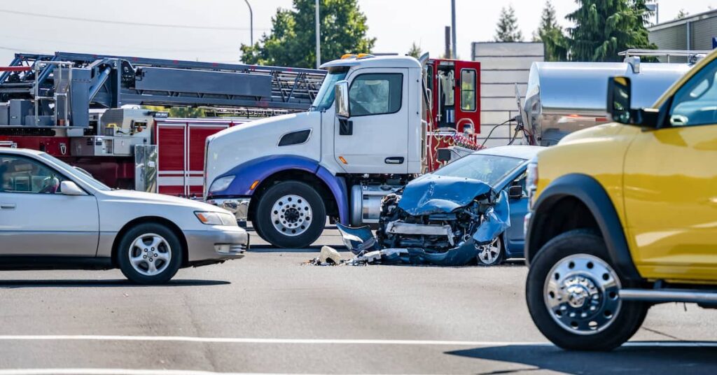 commercial truck accident attorney
